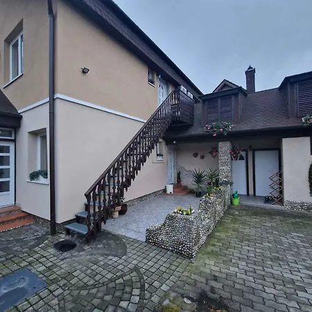 With Bbq In 55116 Apartman Balatonlelle