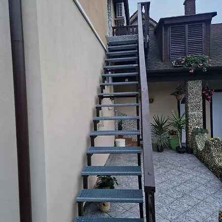 Apartman With Bbq In 55116